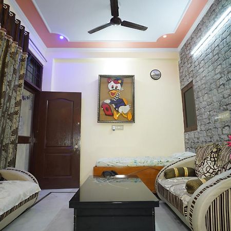 Om Trance Homestay Jaipur Buitenkant foto