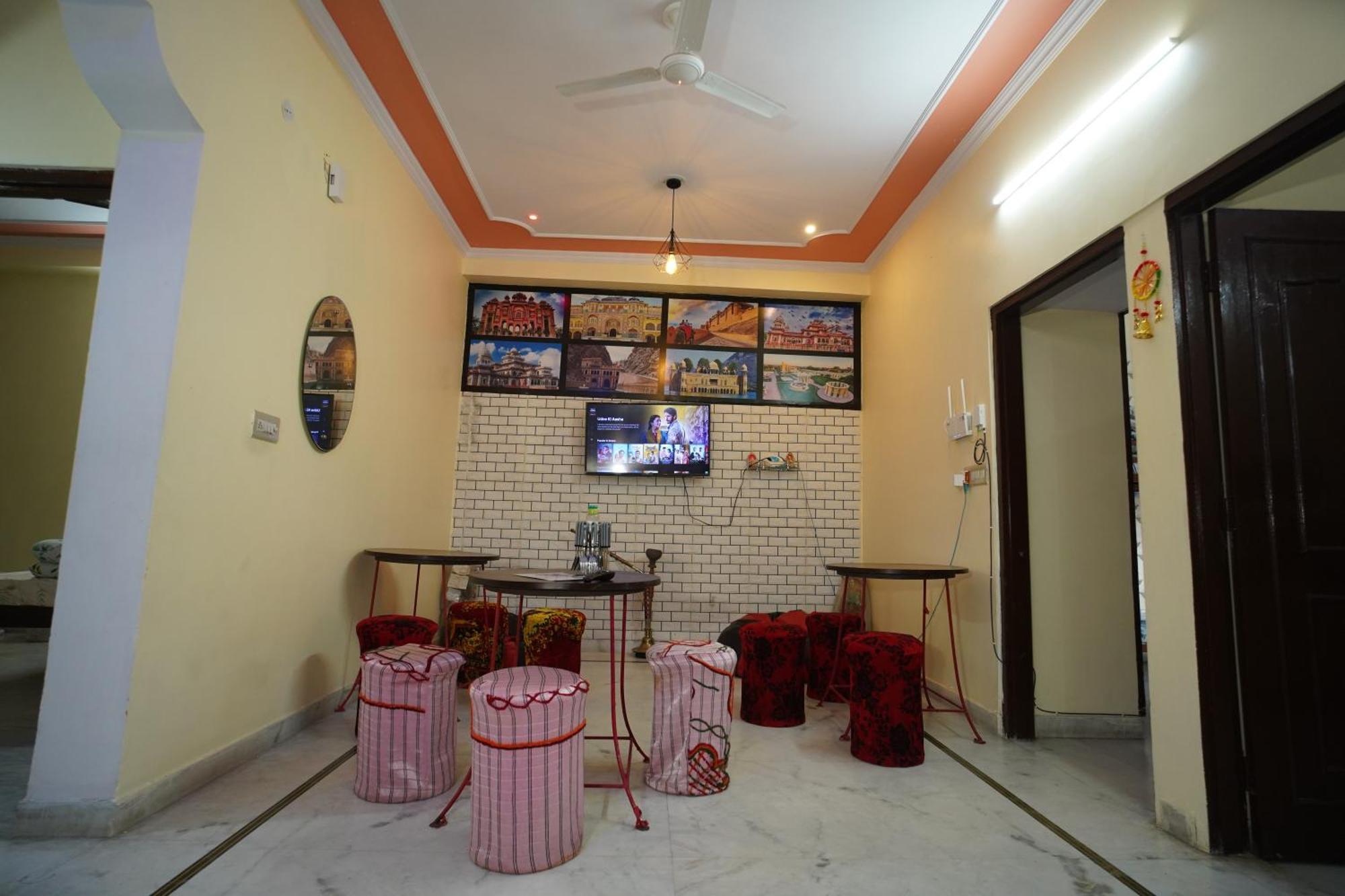 Om Trance Homestay Jaipur Buitenkant foto