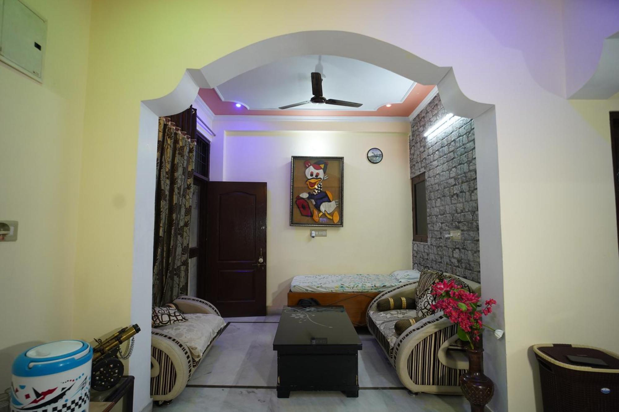Om Trance Homestay Jaipur Buitenkant foto